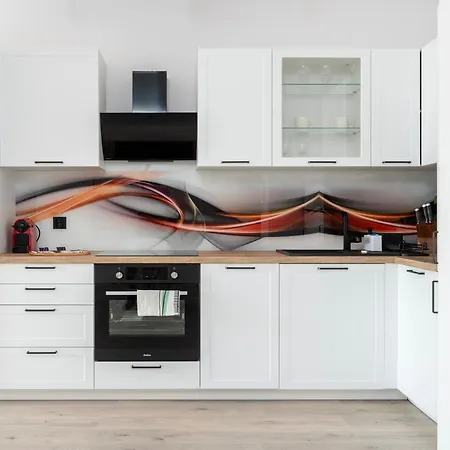 Pomorska - 50m2 With Balcony - By Rentujemy Apartament