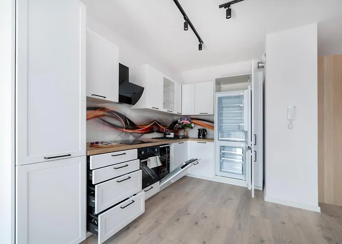 Pomorska - 50m2 With Balcony - By Rentujemy Lejlighed Łódź