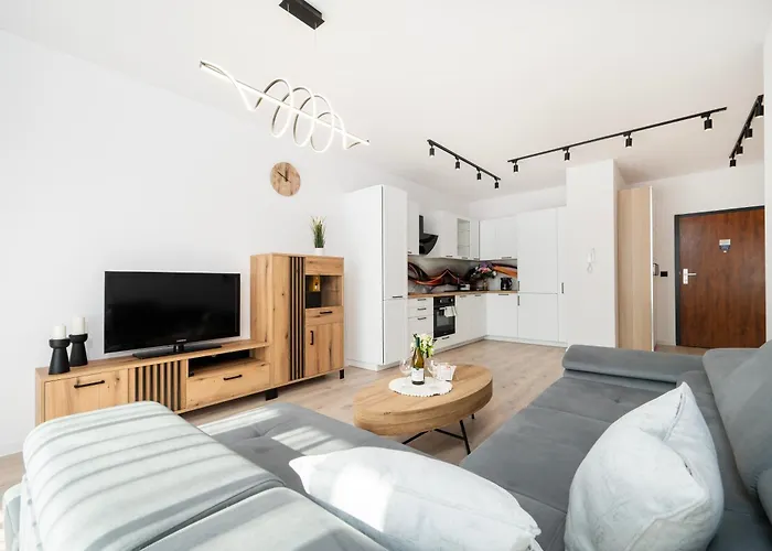 Pomorska - 50m2 With Balcony - By Rentujemy *