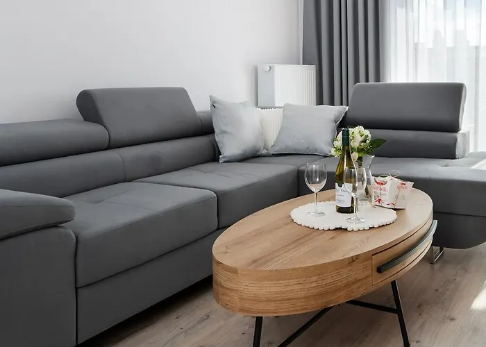 Pomorska - 50m2 With Balcony - By Rentujemy Lejlighed *